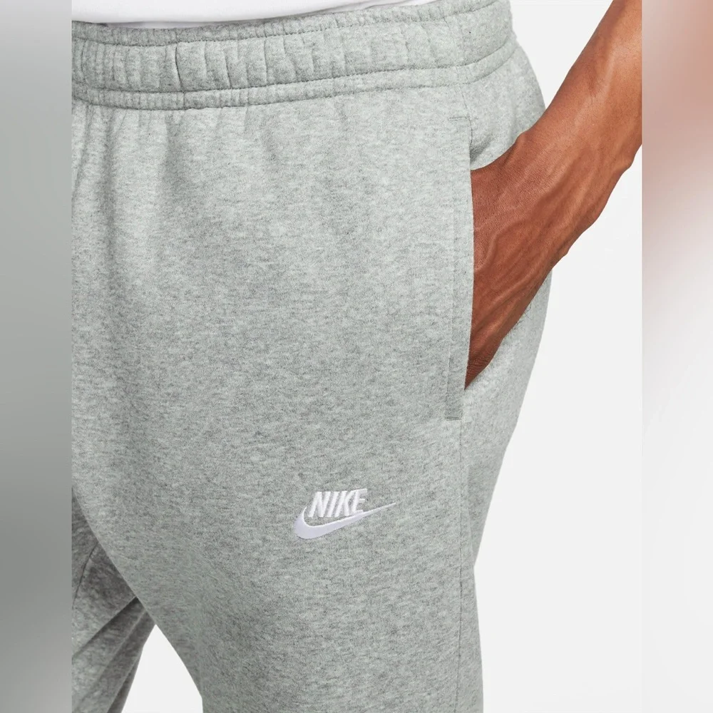 Nike Sportswear Club Fleece Joggers Gray Size Small BV2671-063